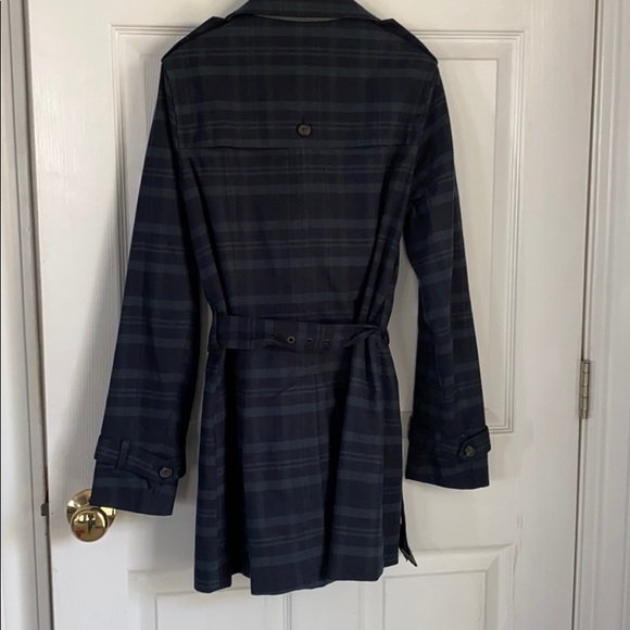 Banana Republic plaid trench coat - Picture 5 of 7